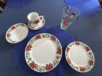 48-Pc Gibson Poinsettia Holiday Dinnerware Set - Service for 8 + Glassware