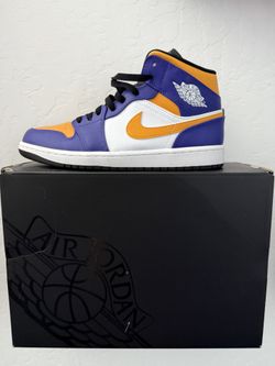 Jordan 1 Laker