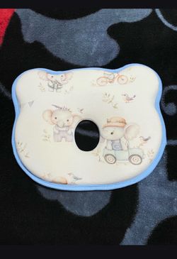 Baby head shaping pillow
