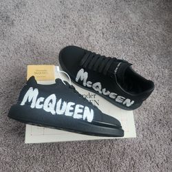 Alexander McQueen Oversized Graffiti Black