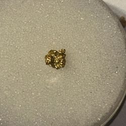 Three individual unique gold Nuggets