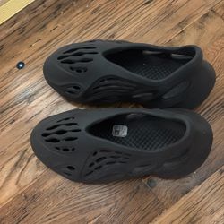 Size 8 Yeezys