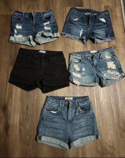 Bundle 5 shorts for $5
