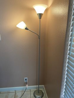 Floor lamp