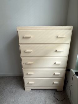 White Wood 5-Drawer Tall Dresser