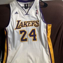 Vintage Adidas Kobe Bryant #24 Lakers Jersey 