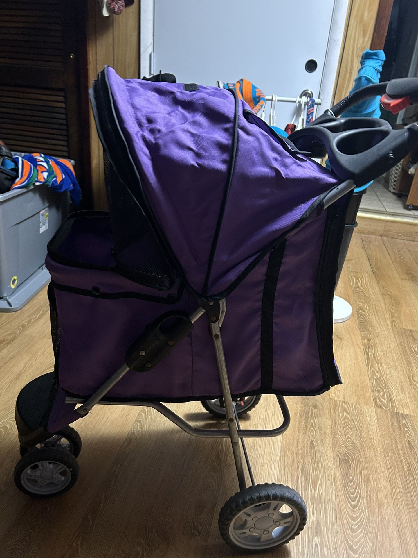 Three wheeled doggy carriage
