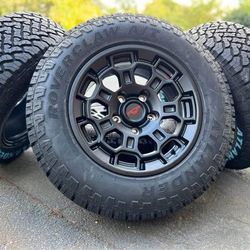 5x150 Tundra black rims 18” 5 lug NEW 275/65r18 tires Toyota wheels