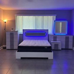 I'm selling a bedroom set with LED lights.