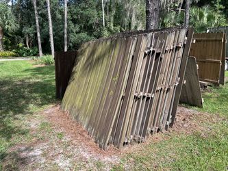 120’ used wood fence and some posts