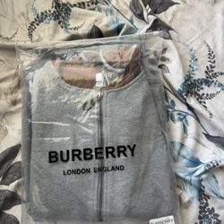 Men’s Burberry Sweater 
