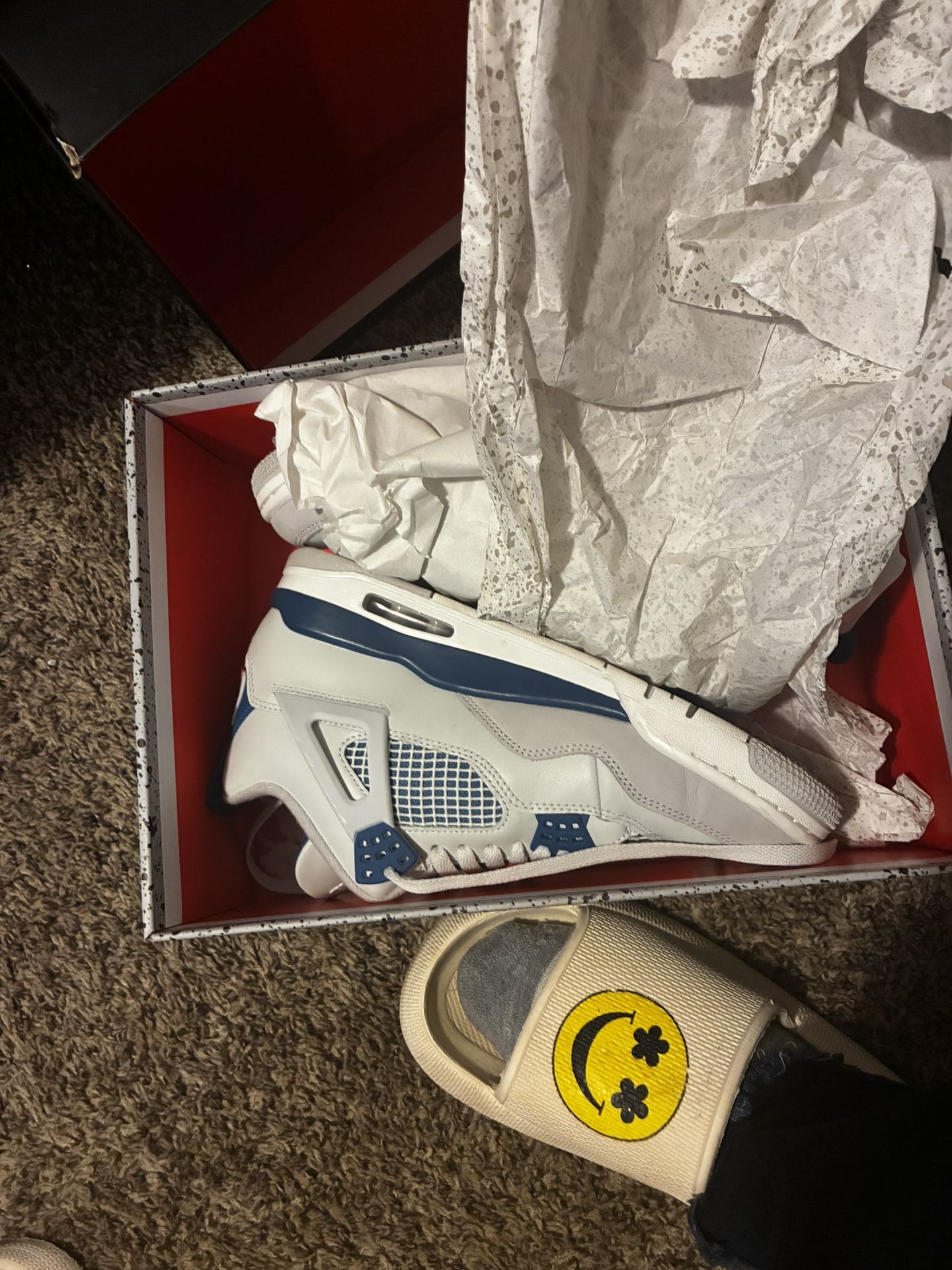 Jordon Retro 4  Military Blue