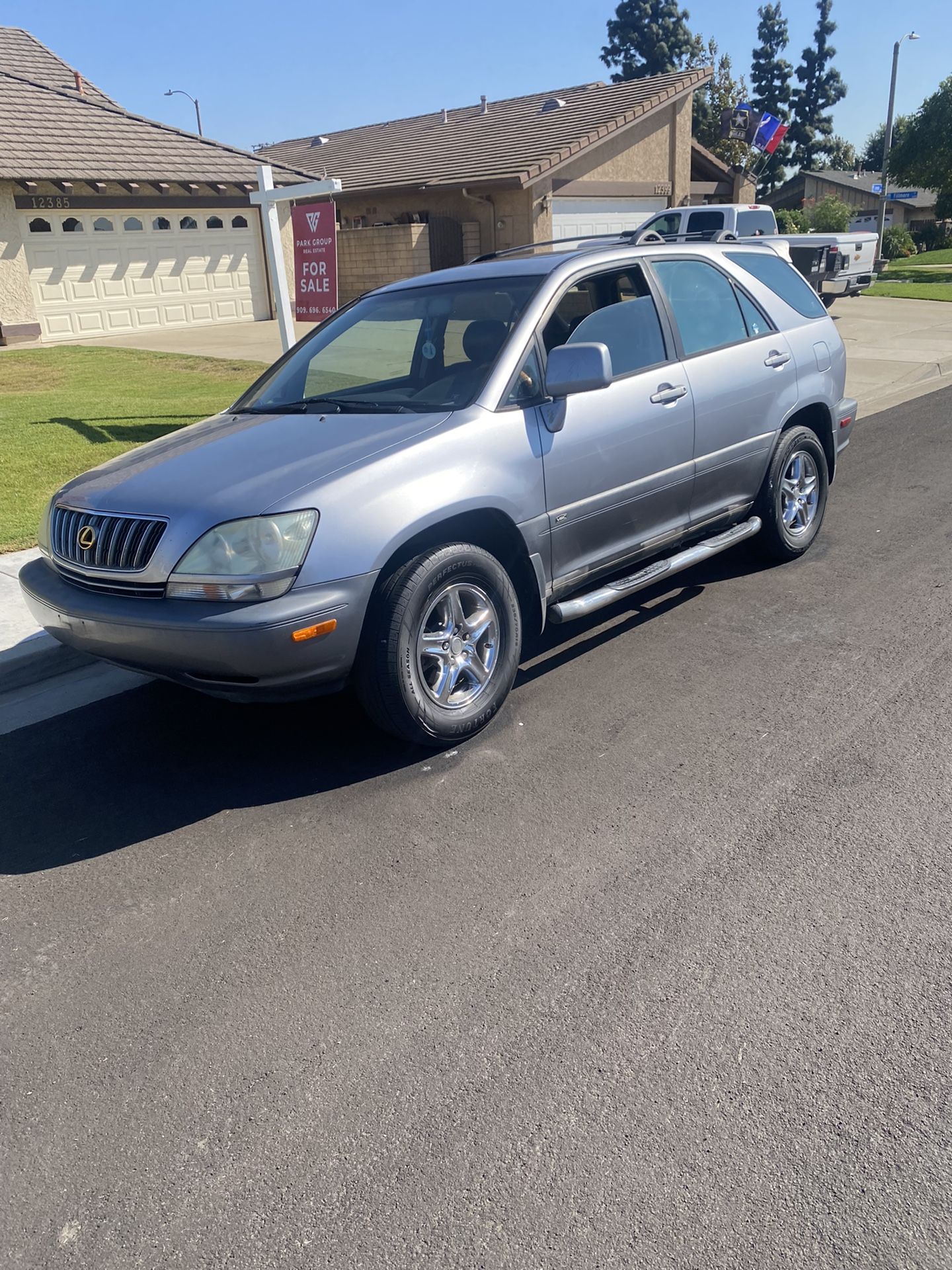 2001 Lexus Rx 300 for Sale in Ontario, CA - OfferUp