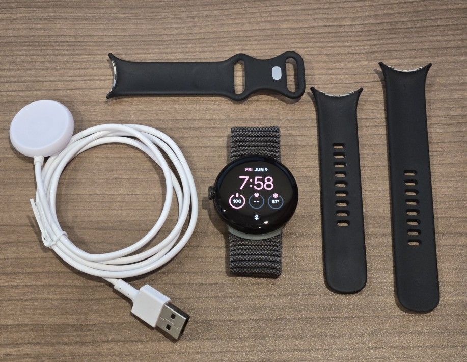 Google Pixel Watch LTE グーグル Matte Black Google Pixel Watch 4 (45mm) Wi Fi Matte Black Case Obsidian Band