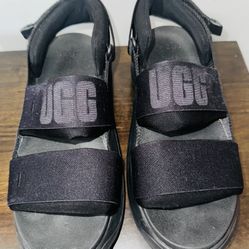 UGG PLATFORM SANDAL