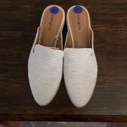 Indigo rd. Hayze Striped Mules  - Ivory & Black Sz 8 1/2