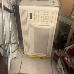 Large To Of Ranges Microwave Brand GE Todays Price $45