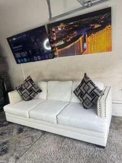 * Like New * Macys 1pc modular Off-white sofa ( Free Delivery )