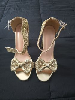 Heels size 8/5