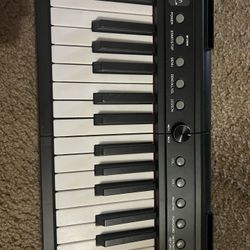 Electronic Keyboard 
