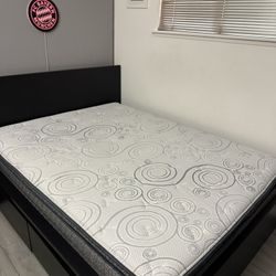QUEEN MATTRESS