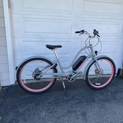 Electra Townie Go 5 Speed Cruiser E-Bike 