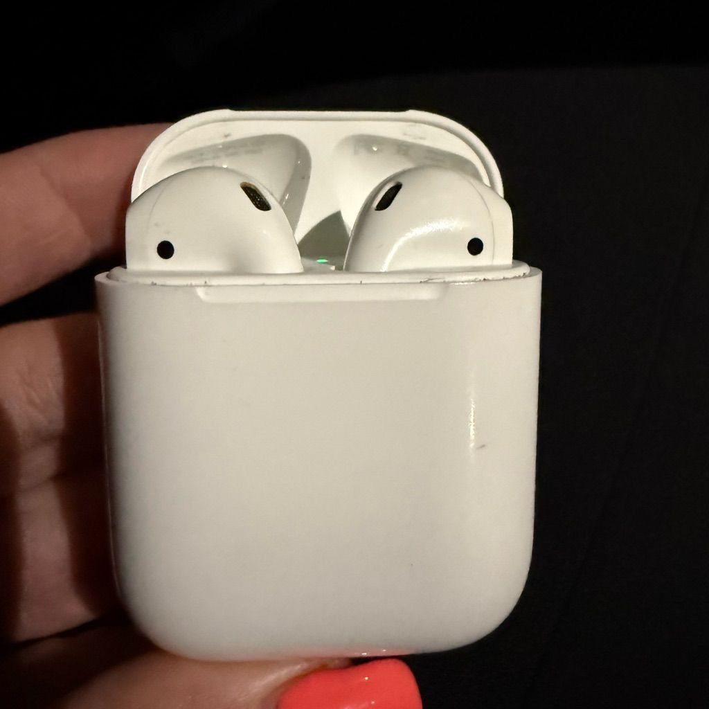 First GEN AirPods