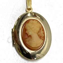 Vintage Cameo Gold Locket Amber Pendant Necklace Romantic Victorian Left Facing 