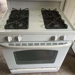 GE Gas Stove