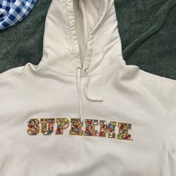 XL Supreme Jewels Hooded Sweatshirt for Sale in Antioch, CA - OfferUp