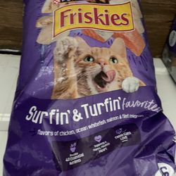 Friskies Surfing And Turfng Favorites Cat Food