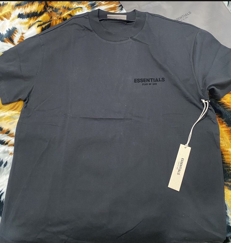 Essentials T-shirt