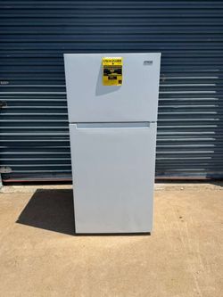 New‼️ New!! KENMORE 30 in. 18.1 cu. ft. Top Freezer Refrigerator in White with E-Star