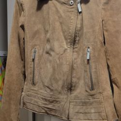 MK.  Woman's leather Jacket size M