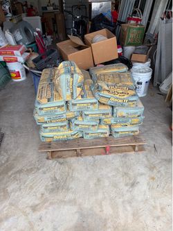 Quikrete cement 28 bags