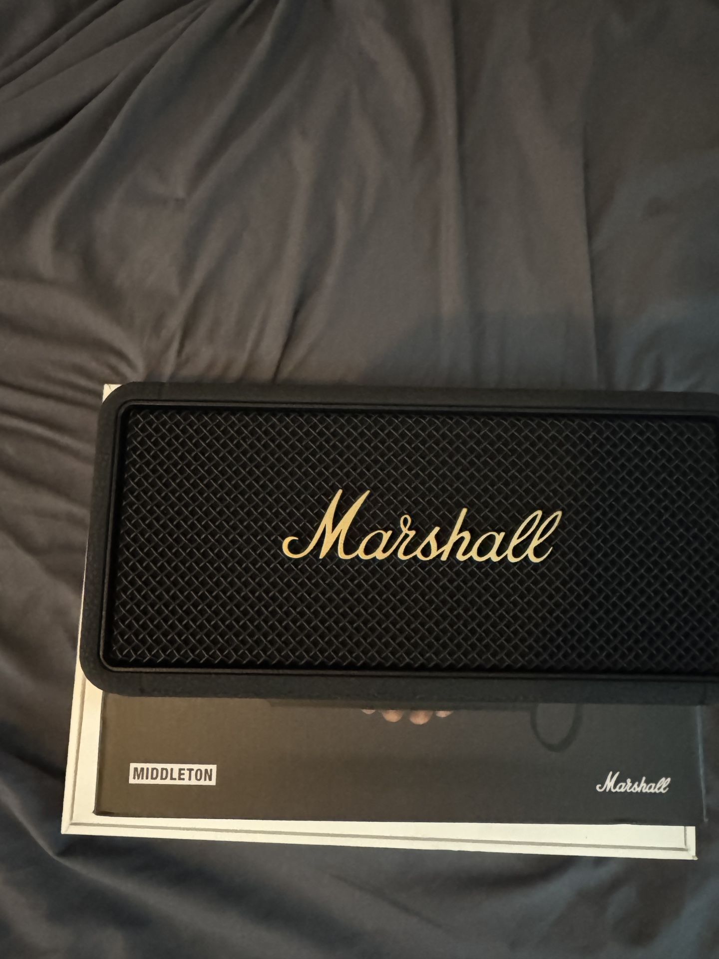 Marshall Middleton Bluetooth Speaker