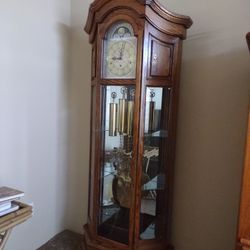 Howard Miller Grandfather Floor Clock 81 In High. Beautiful Piece Of Furniture! Will Barter For Landscaping Work. 🙂