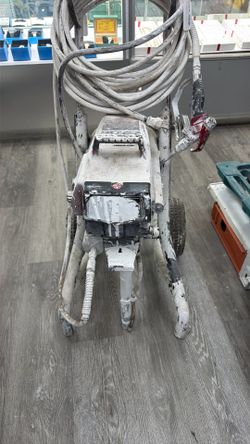 Titan 440 Spray Painter