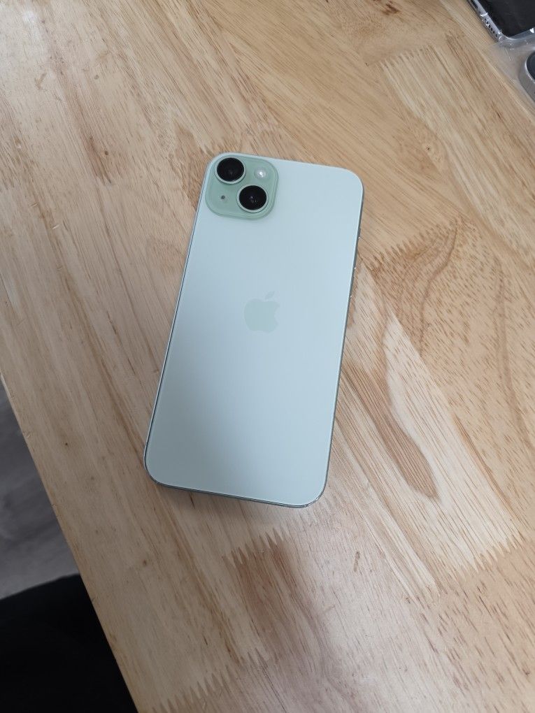 Iphone 15plus...128gb. Unlock Any Sim
