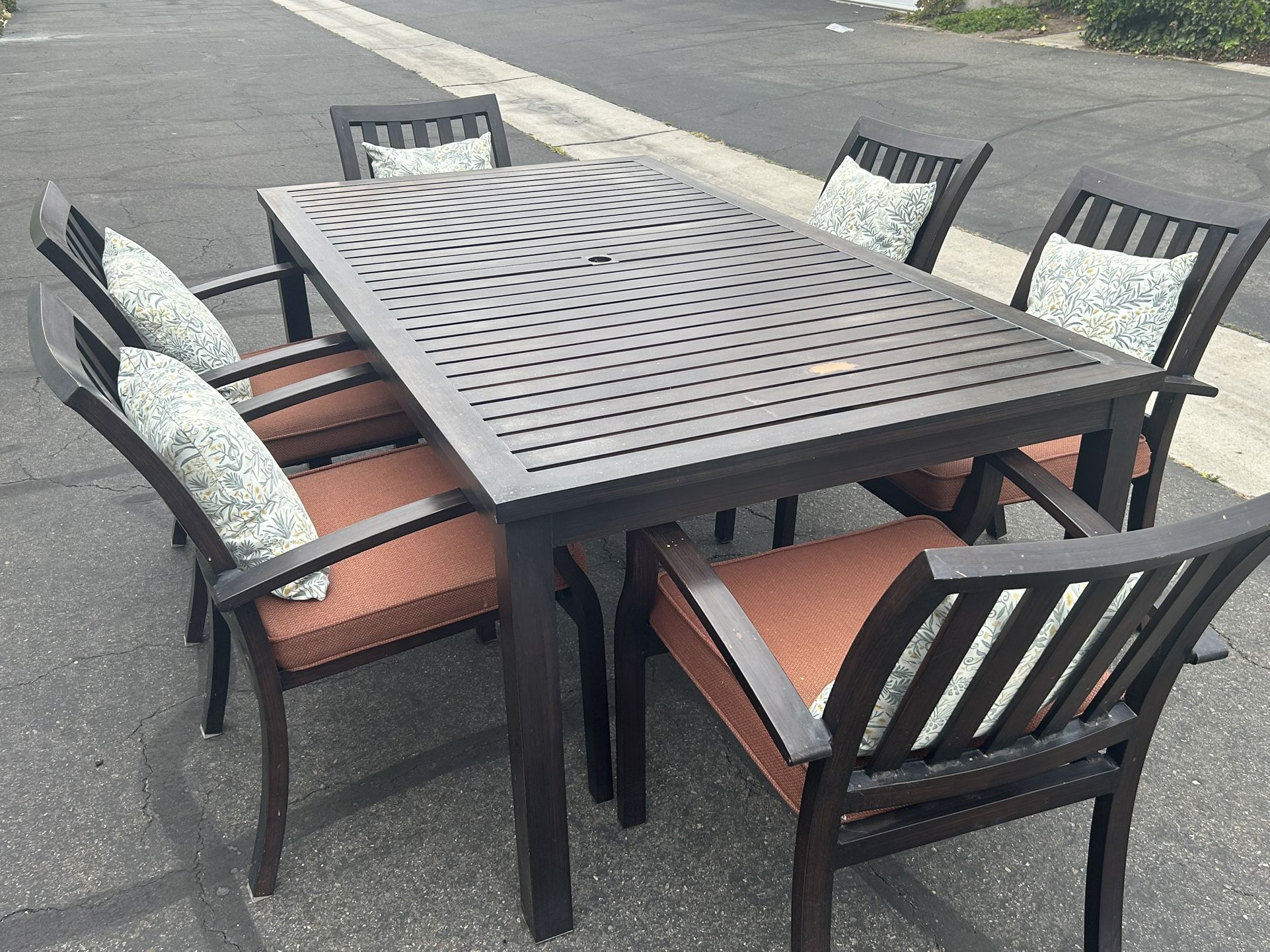 Patio Table & Chairs