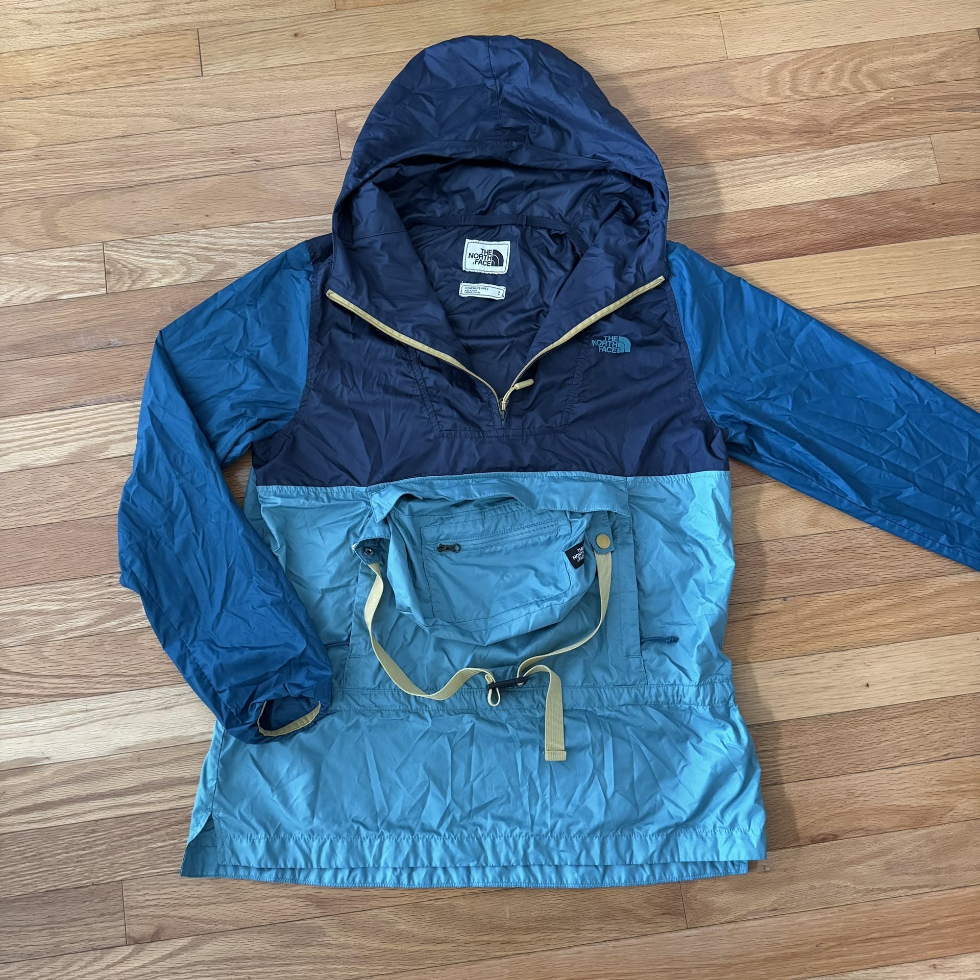 Women Small - NEW UNWORN North Face Fanorak 2.0 Jacket Wind proof Fannypack Belt Beg Compact Backpacking - FOLDS INTO FANNYPACK