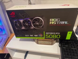 RTX 5080 OC ROG .
