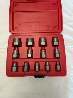 Snap on bolt extractor set