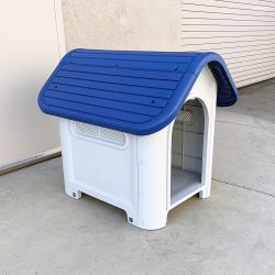 $45 (New) Plastic dog house (size small) pet indoor outdoor all weather shelter cage kennel 23x30x26” 