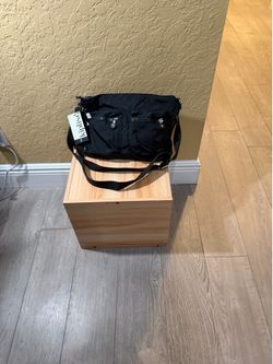 Kipling crossbody bag new with tag
