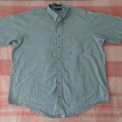 Burberry’s Of London Men's Short Sleeve button up Shirt - XL - Made In USA