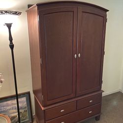 **Armoire & Samsung Flat Screen TV **