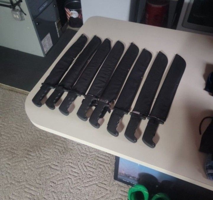 8 Brand New Pieces With Sheets Must Buy All $60 Firm