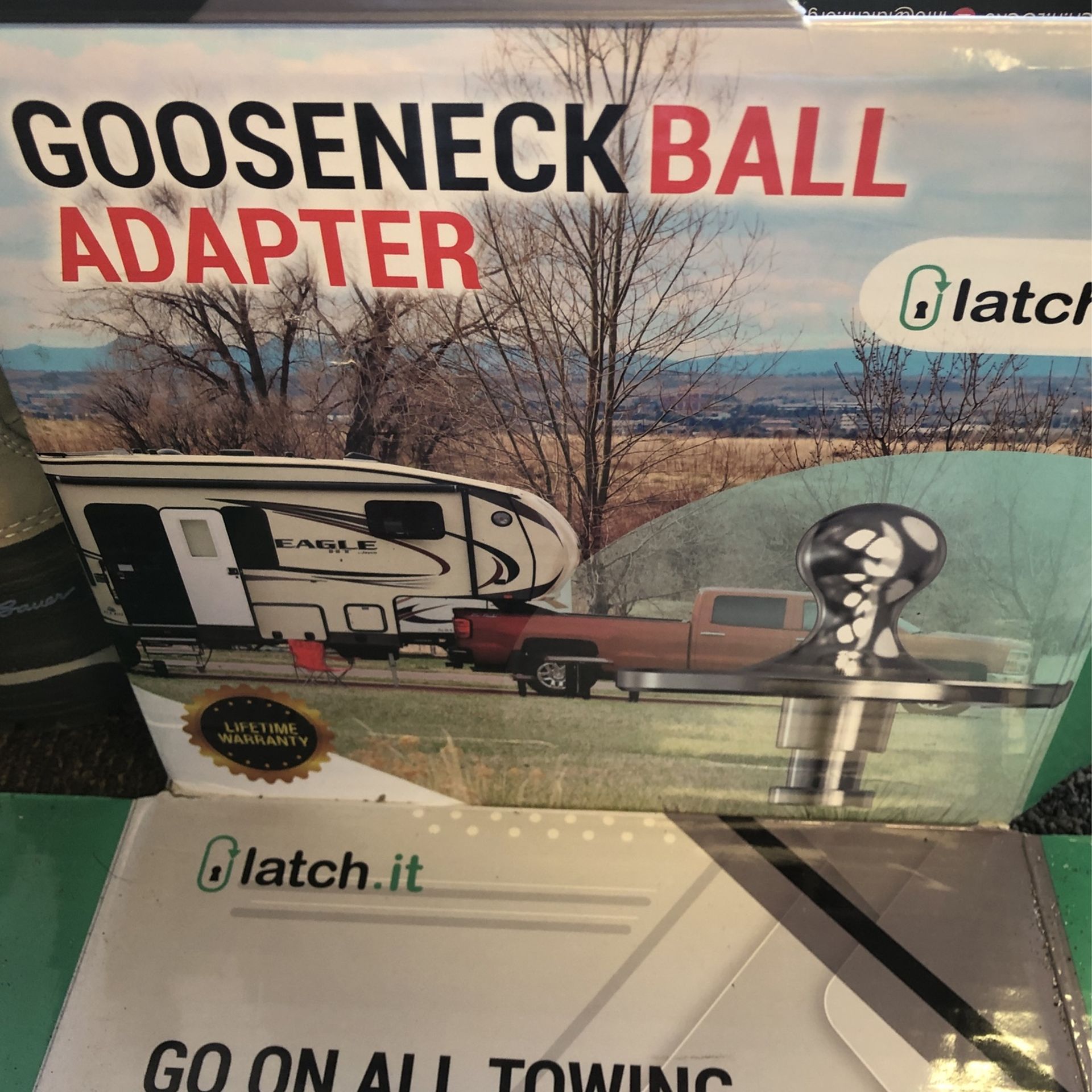 Gooseneck Hitch brand new two available