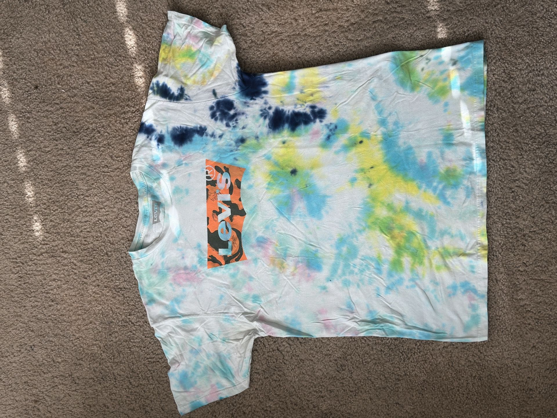 Levi’s Tie-Dye Shirt 